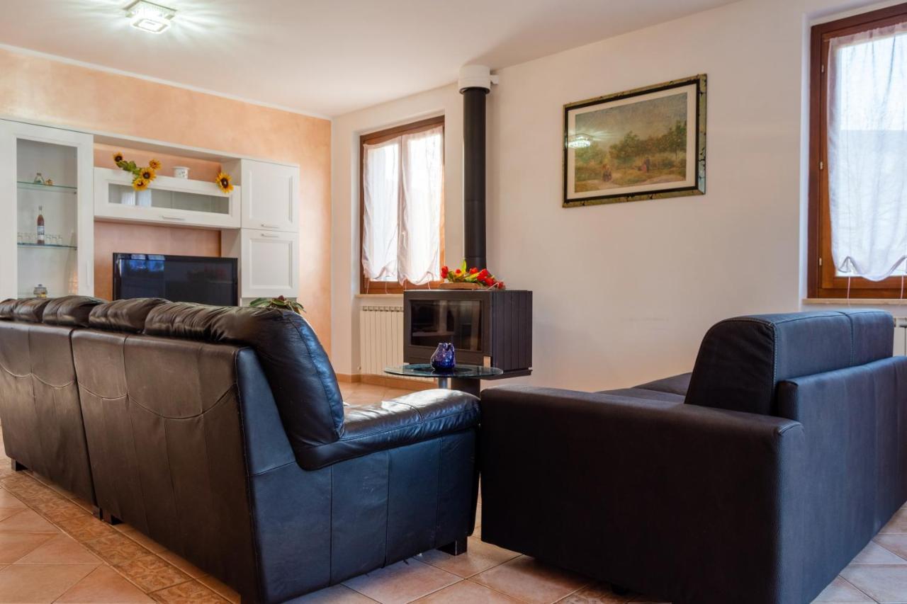 Casa Del Giardino Bright Apartment Bastia Umbra Extérieur photo